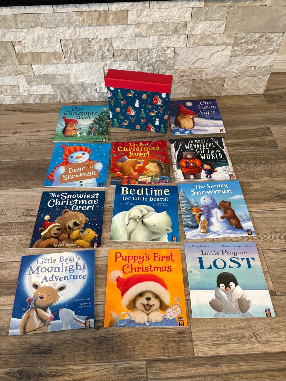 Little Tiger Press Children's Books Christmas Stories To Treasure! 11 Book Set
